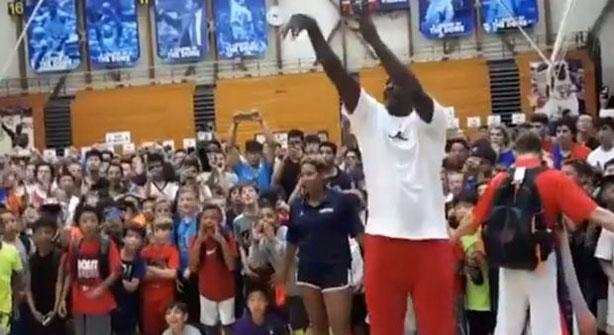 Μην βάζεις ποτέ στοίχημα με τον Μάικλ Τζόρνταν(Vid) Μην βάζεις ποτέ στοίχημα με τον Μάικλ Τζόρνταν(Vid)