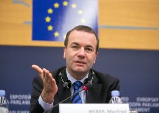 Βέμπερ: Όχι σε δεύτερη θητεία του σοσιαλδημοκράτη προέδρου Μάρτιν Σούλτς