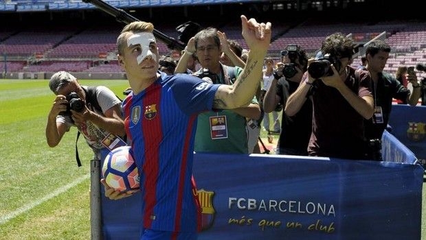 Ντιν: “Δύο από τους καλύτερους στον κόσμο Μέσι και Νεϊμάρ”