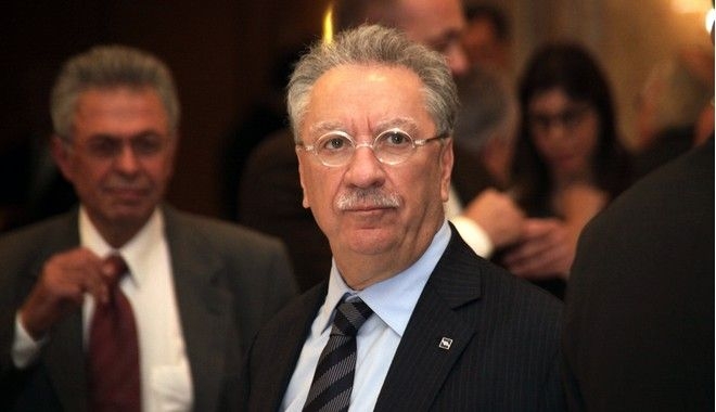 Παραιτείται ο πρόεδρος της Τράπεζας Πειραιώς, Μιχάλης Σάλλας