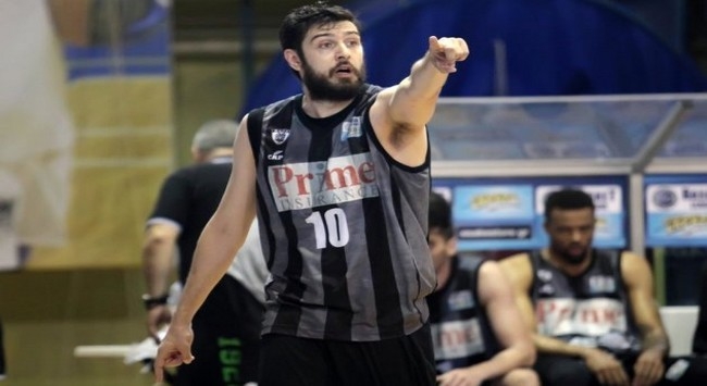 Ο Γιώργος Δέδας στο τεχνικό επιτελείο