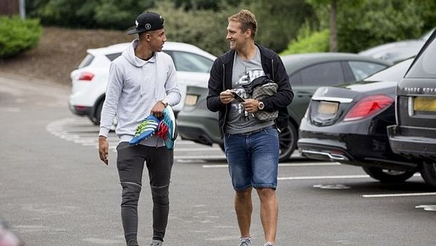 Ο θρίαμβος του μεγάλου νικητή Πετρόφ!