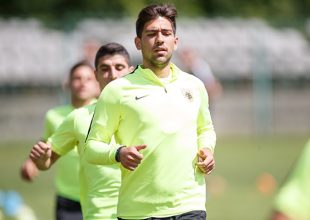 «Φορτσάρει» ο Μπακασέτας