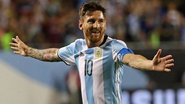 Μέσι: «Επιστρέφω γιατί αγαπώ την πατρίδα μου»