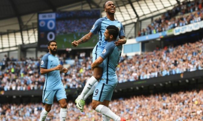 Στο τρίο κορυφής και η Μάντσεστερ Σίτι Στο τρίο κορυφής και η Μάντσεστερ Σίτι