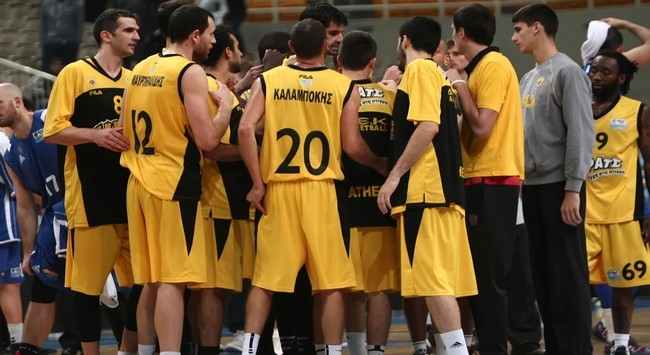 Μια γροθιά απέναντι στις απειλές της FIBA