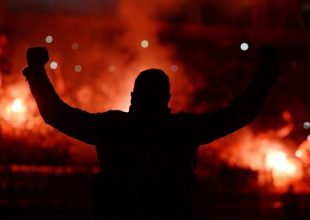 Απίστευτο: Η ΠΑΕ Ολυμπιακός «φιμώνει» τους φιλάθλους του Ολυμπιακού!