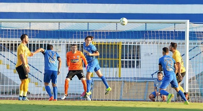 Πλακώθηκε με περαστικό ο Γκορμπούνοφ Πλακώθηκε με περαστικό ο Γκορμπούνοφ