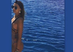 Οι σούπερ σέξι διακοπές της Καμηλά