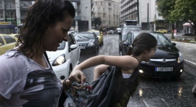 Χαλάει ο καιρός – Πότε θα εξασθενήσουν τα καιρικά φαινόμενα