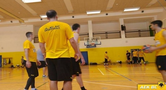 Μωραίτης και Σκουλίδας σουτάρουν (pics)