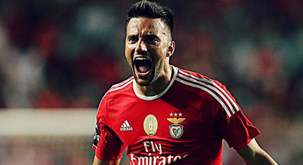 Σάμαρης: “Φτάνει ρεεεεεεε!!!!” Σάμαρης: “Φτάνει ρεεεεεεε!!!!”