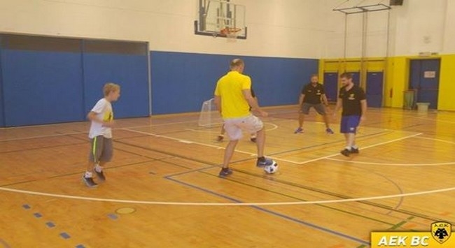 Έπαιξαν futsal στην Βασίλισσα (pics)
