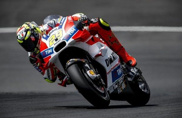 Ο Iannone συνεχίζει ακάθεκτος