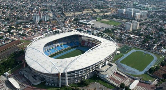 Κυκλοφορεί στις εγκαταστάσεις των Ολυμπιακών Αγώνων με προφυλακτικά Κυκλοφορεί στις εγκαταστάσεις των Ολυμπιακών Αγώνων με προφυλακτικά