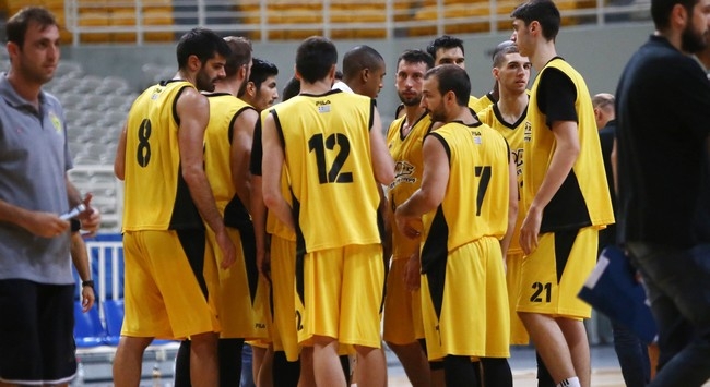 Η Βασίλισσα αποκαλύπτεται!