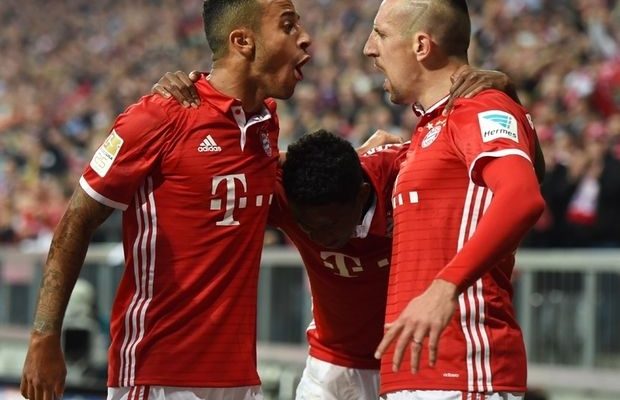 Μόνη πρώτη η Μπάγερν Μόνη πρώτη η Μπάγερν