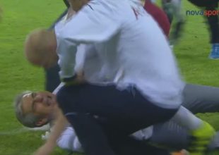 Εχασε και τα γυαλιά του ο Άγγελος Αναστασιάδης!