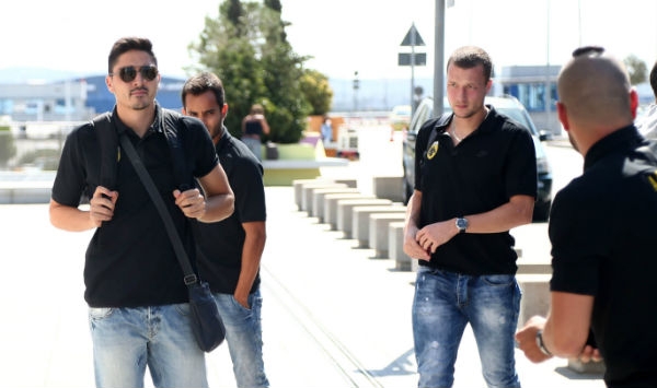 Έφτασε στην Κύπρο η ΑΕΚ!