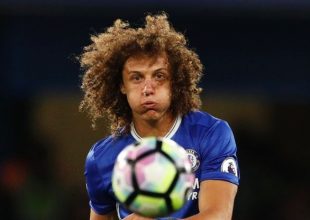 Η συγκινητική υπόκλιση του Νταβίντ Λουίζ σε οπαδό της Τσέλσι