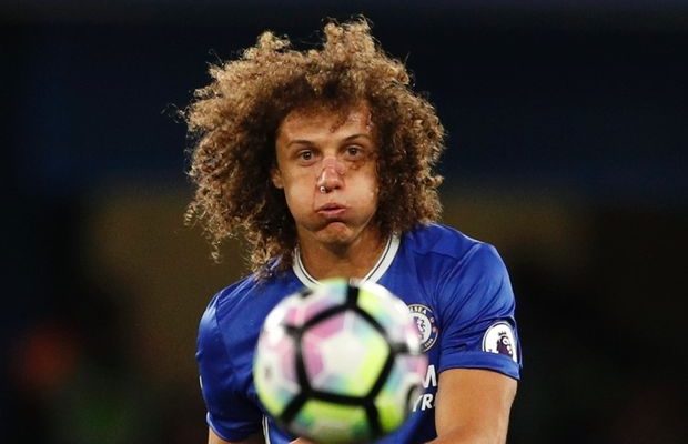 Η συγκινητική υπόκλιση του Νταβίντ Λουίζ σε οπαδό της Τσέλσι