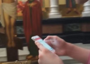 Δεν έχει τον Θεό του! Έπαιξε… Pokemon Go σε εκκλησία (vids)
