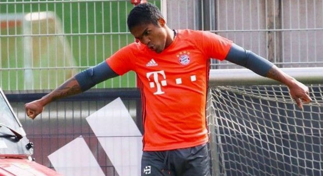 Τέτοιο πέναλτι βάζει ΜΟΝΟ ο Ντόουγκλας Κόστα!