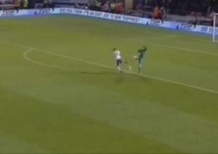 Απίθανη γκάφα στην πρόκριση της Γιουνάιτεντ (vid)