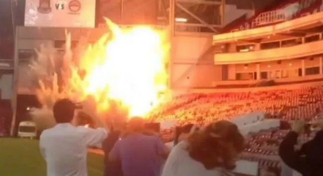 Ανατινάχθηκε το Άπτον Παρκ της Γουέστ Χαμ!