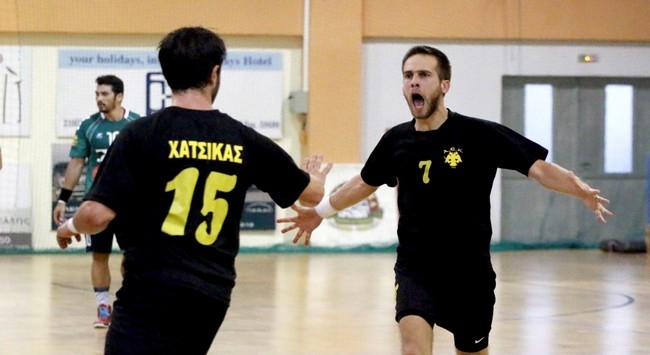 Έτσι πανηγύρισαν το διπλό (vid)