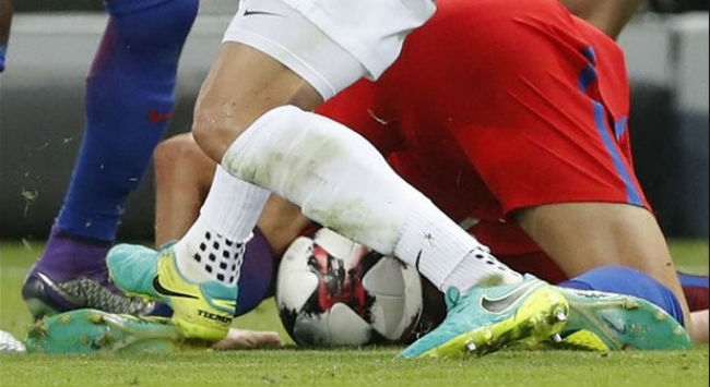 Πήγε να κόψει τη μπάλα στον Κέιν ο Σκρτελ