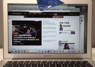 Το FBI προειδοποιεί: Καλύψτε όλοι άμεσα τις κάμερες στους υπολογιστές σας