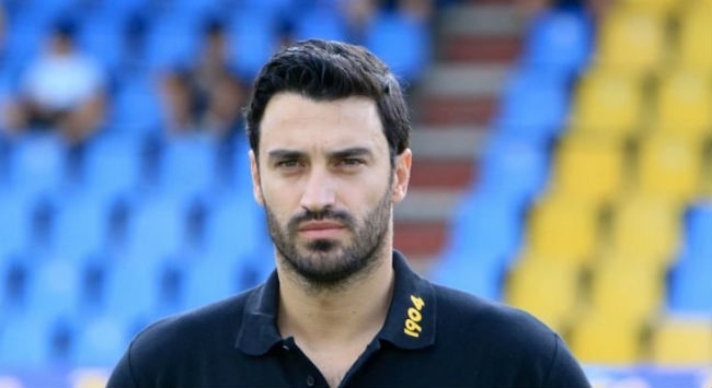 Μάγγος: «Μπορεί το πρωτάθλημα η ΑΕΚ!»