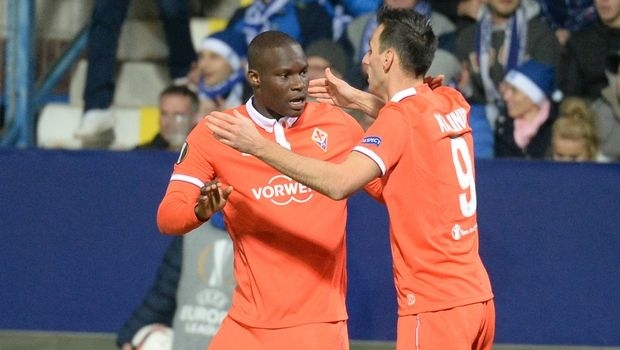 Μόνη πρώτη η Φιορεντίνα Μόνη πρώτη η Φιορεντίνα