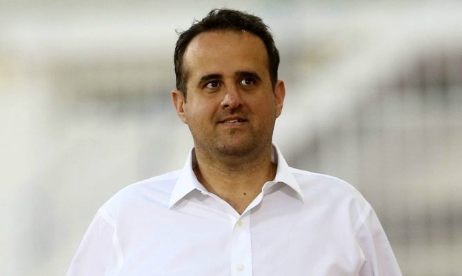 Απίστευτη ομολογία Βρέντζου: «Σου δίνω χαρτί ότι κάνω φοροδιαφυγή» Απίστευτη ομολογία Βρέντζου: «Σου δίνω χαρτί ότι κάνω φοροδιαφυγή»