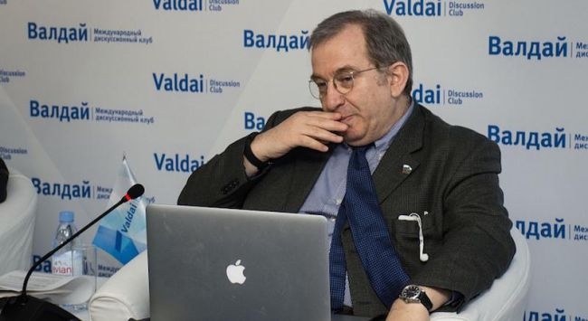 Αρνητικός ο Μαυροειδής για την Επιτροπή Εξομάλυνσης Αρνητικός ο Μαυροειδής για την Επιτροπή Εξομάλυνσης