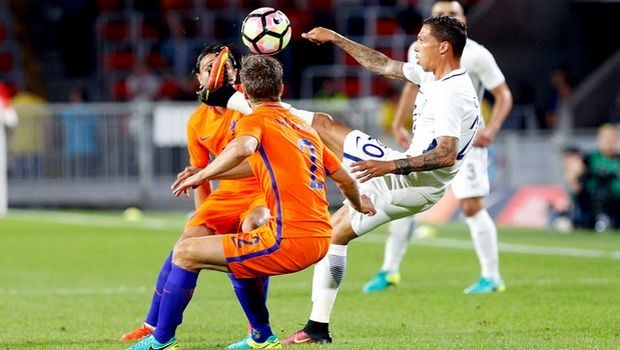 Ευχαρίστησε τον Χολέμπας η ΕΠΟ