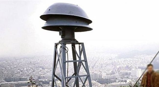 Σειρήνες σε όλη την Ελλάδα