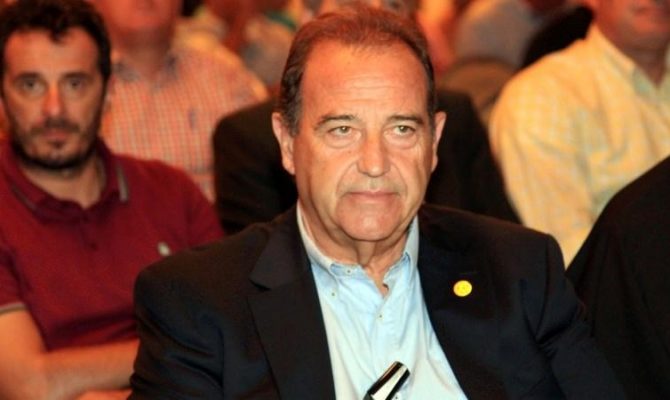 Καταγγελία-βόμβα: «Δόθηκαν 784.000 ευρώ σε σακ-βουαγιάζ για την ΕΠΣ Χανίων» Καταγγελία-βόμβα: «Δόθηκαν 784.000 ευρώ σε σακ-βουαγιάζ για την ΕΠΣ Χανίων»