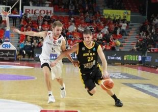 Διαστημική Βασίλισσα σε όλη την Ευρώπη