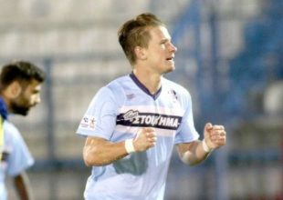 Παρπέξ: “Πρόεδροι – μαφία, κάλυκες, μια χώρα – μπουρδέλο”