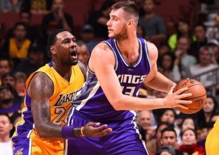 Κάρφωμα το πρώτο καλάθι του Παπαγιάννη