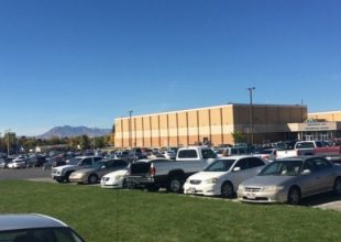 Μαθητής χτυπά συμμαθητή του και τον αφήνει αναίσθητο (vid)