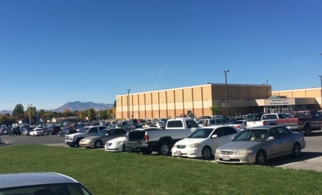 Μαθητής χτυπά συμμαθητή του και τον αφήνει αναίσθητο (vid) Μαθητής χτυπά συμμαθητή του και τον αφήνει αναίσθητο (vid)