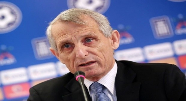 Γκιρτζίκης σε Ενώσεις: “Ο σχεδιασμός είναι να σας καταργήσουν…” Γκιρτζίκης σε Ενώσεις: “Ο σχεδιασμός είναι να σας καταργήσουν…”