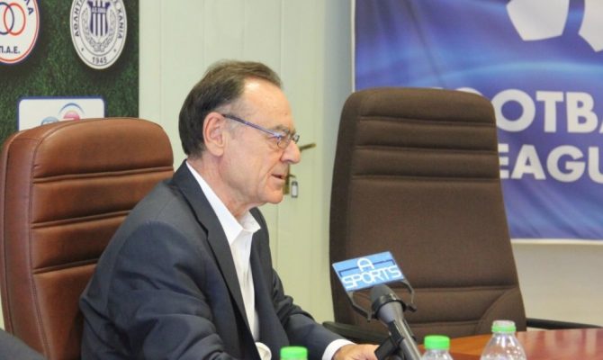 Football League: Απλήρωτοι οι υπάλληλοι, σενάριο παραίτησης Σφακιανάκη Football League: Απλήρωτοι οι υπάλληλοι, σενάριο παραίτησης Σφακιανάκη