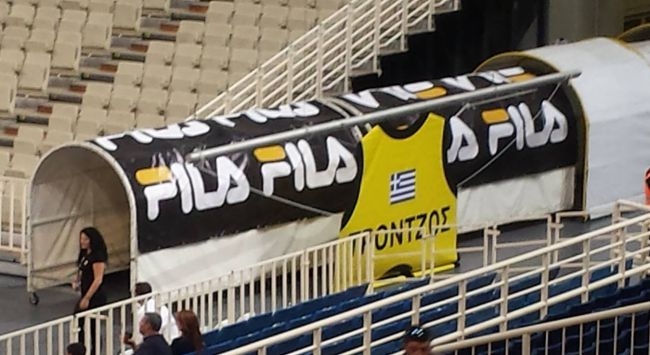 Έτοιμη η φανέλα να ανέβει στον ουρανό