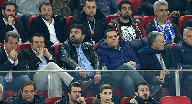 Δίπλα στην Εθνική ο Τσίπρας