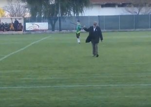 Διέκοψε αγώνα για να προλάβει… ανοιχτό το φούρνο!