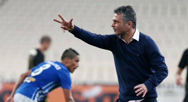 Κορακάκης: «Η ΑΕΚ καλύτερη, η δική μου ομάδα δεν το παράτησε…»